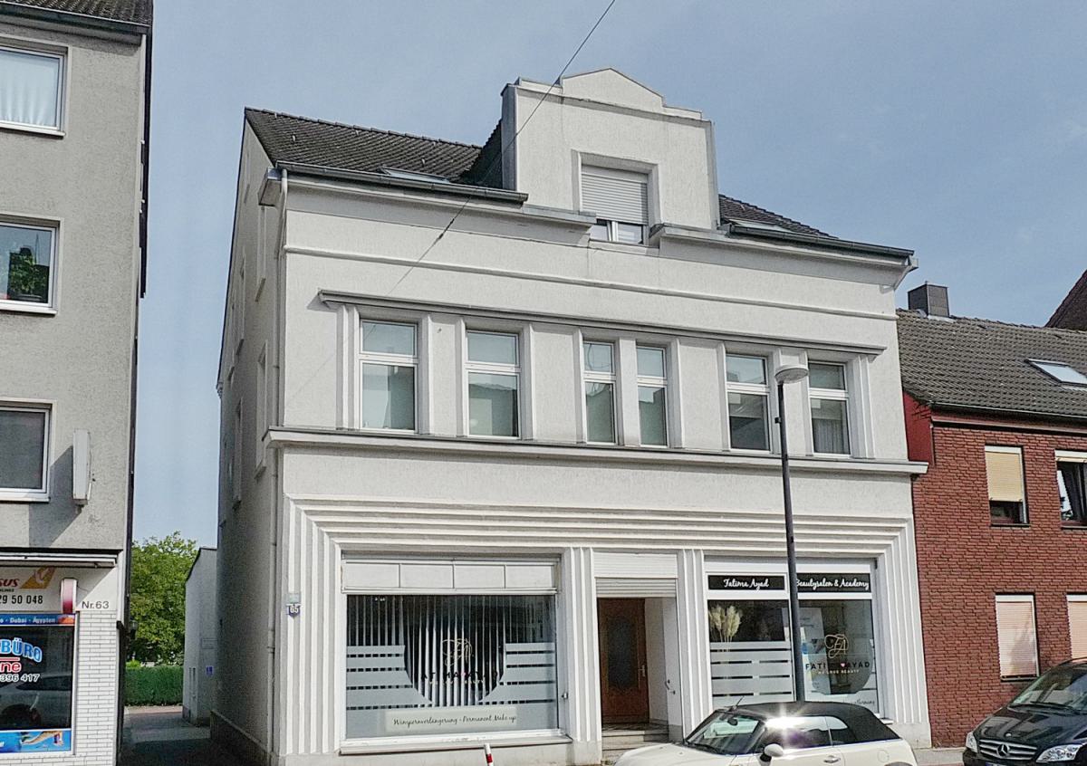 Straßenansicht