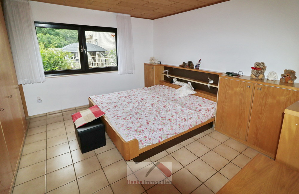 EG: Schlafzimmer