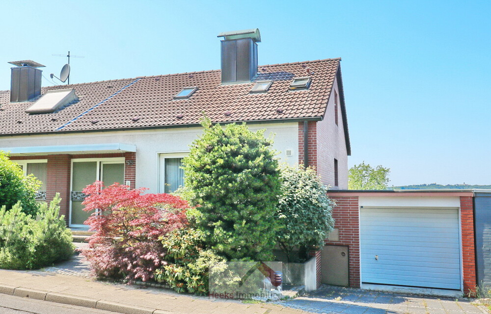 Straßenansicht