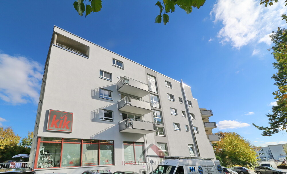 mit Aufzug: moderne 4,5-Zimmer-ETW in RE - mit Balkon und TG-Stellplatz