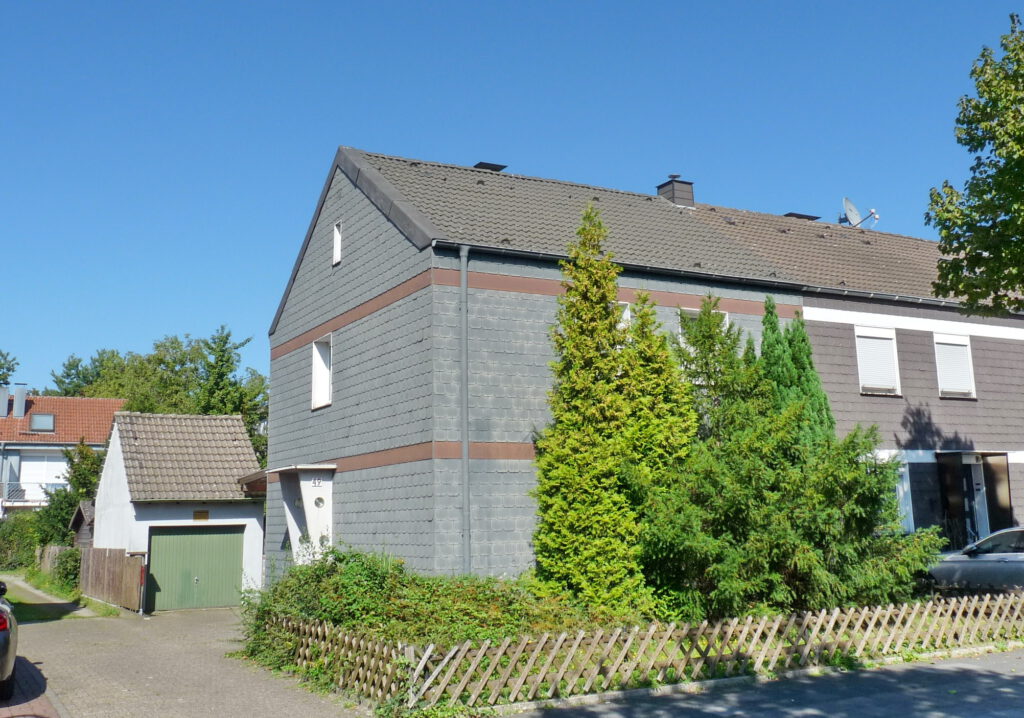 Eckhaus + Garage in RE-Süd, Garten + ruhige Lage, Renovierung + Sanierung
